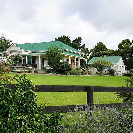 Brookwood Lodge Auckland Bagian luar foto